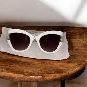 Retro White Cat-Eye Sunglasses with Pearl Detail